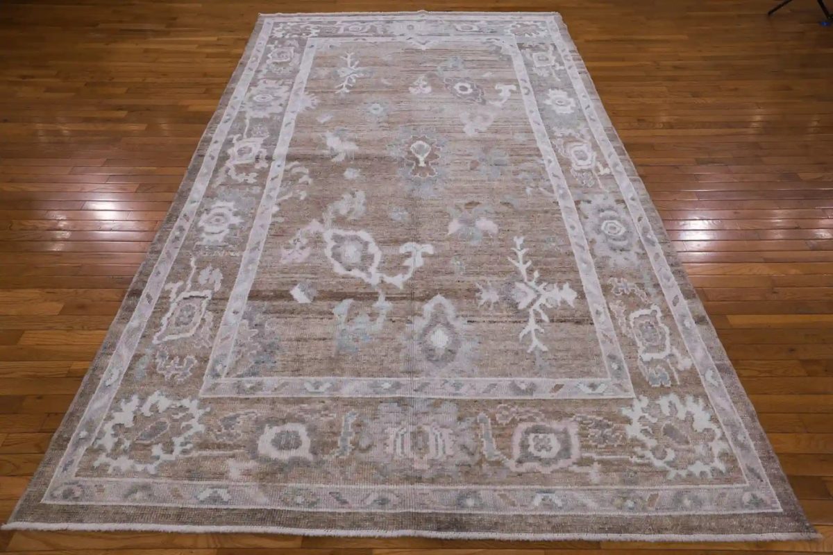 7′ x 10′ Brown Fine Hand-Knotted Turkish Oushak Rug – Transitional Wool