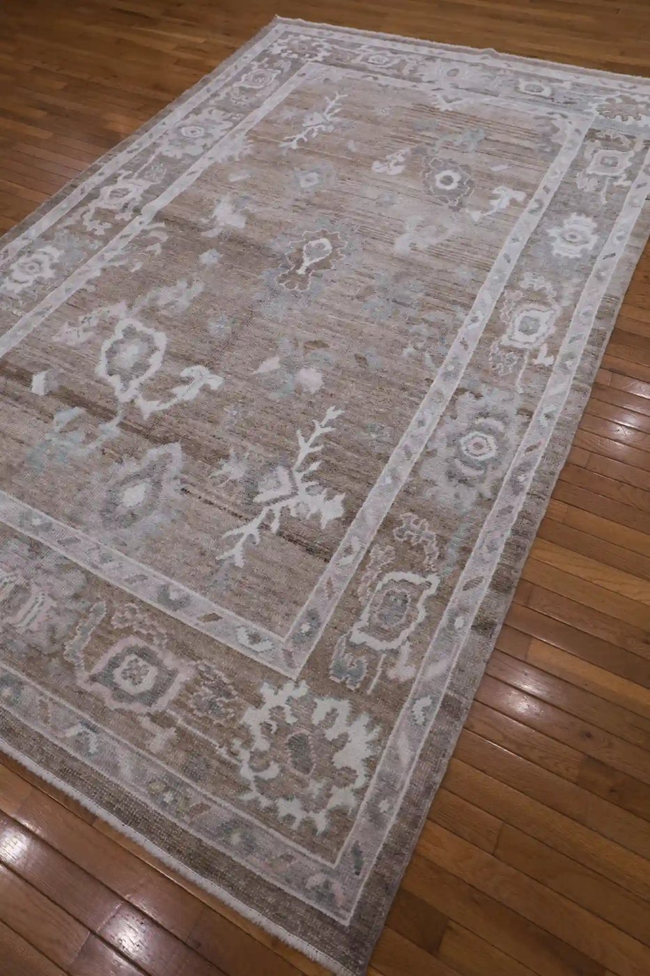 7′ x 10′ Brown Fine Hand-Knotted Turkish Oushak Rug – Transitional Wool