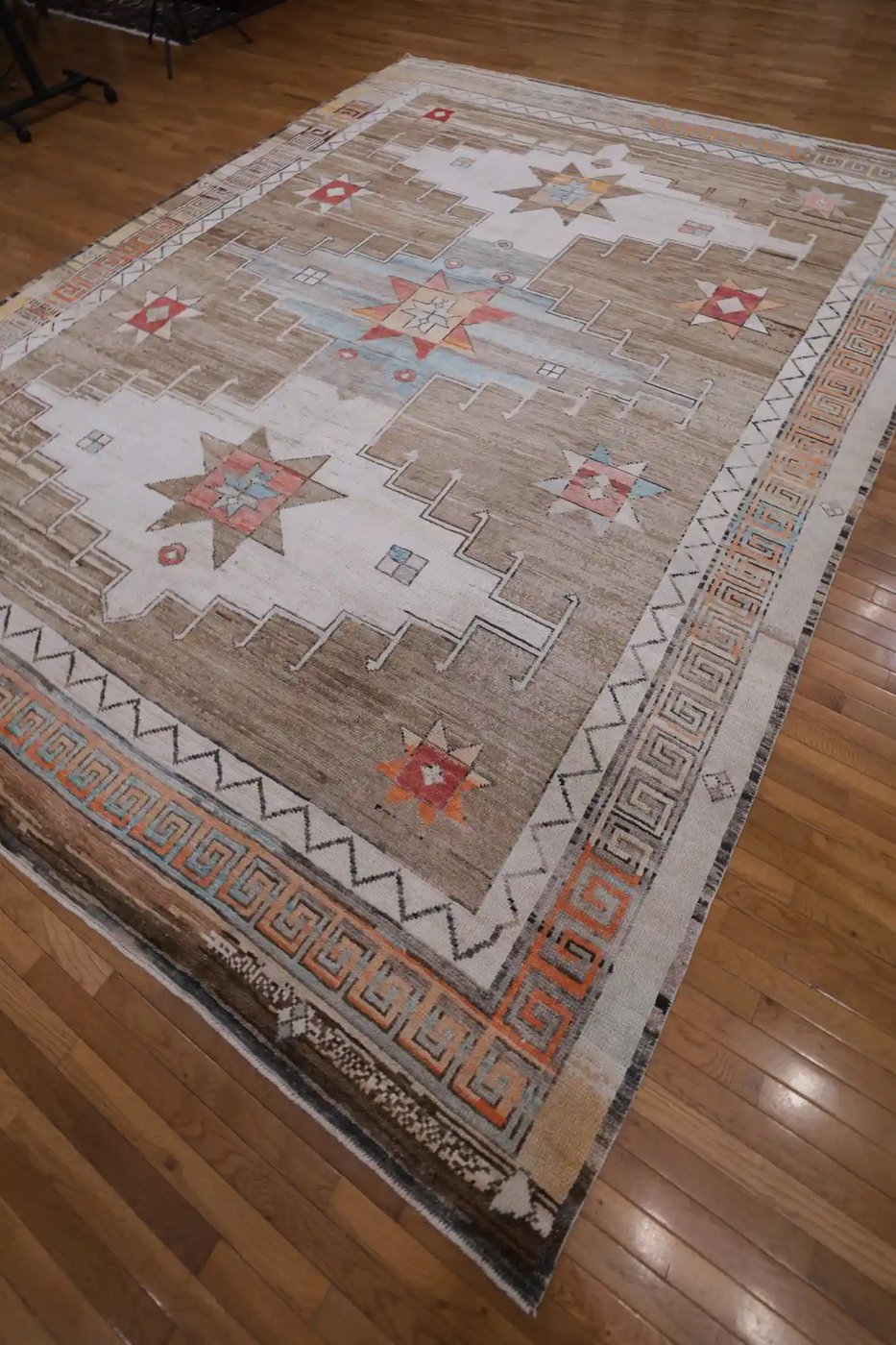 10′ x 14′ Brown Fine Hand-Knotted Turkish Oushak Rug – Transitional Wool - 2 10′ x 14′ Brown Fine Hand-Knotted Turkish Oushak Rug – Transitional Wool