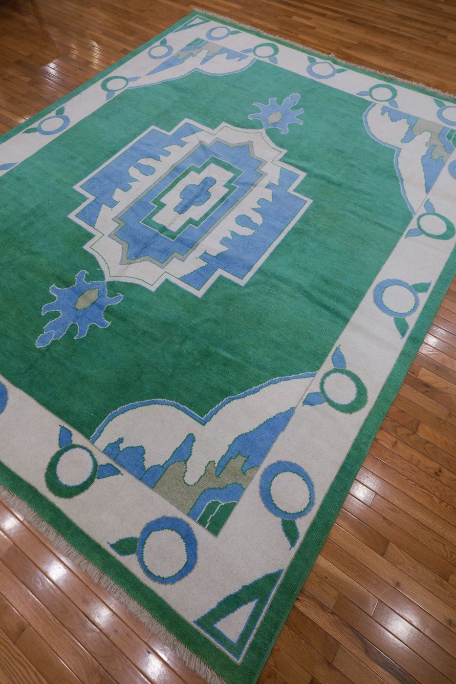 9′ x 11′ Green Fine Hand-Knotted Persian Oushak Rug – Traditional Wool