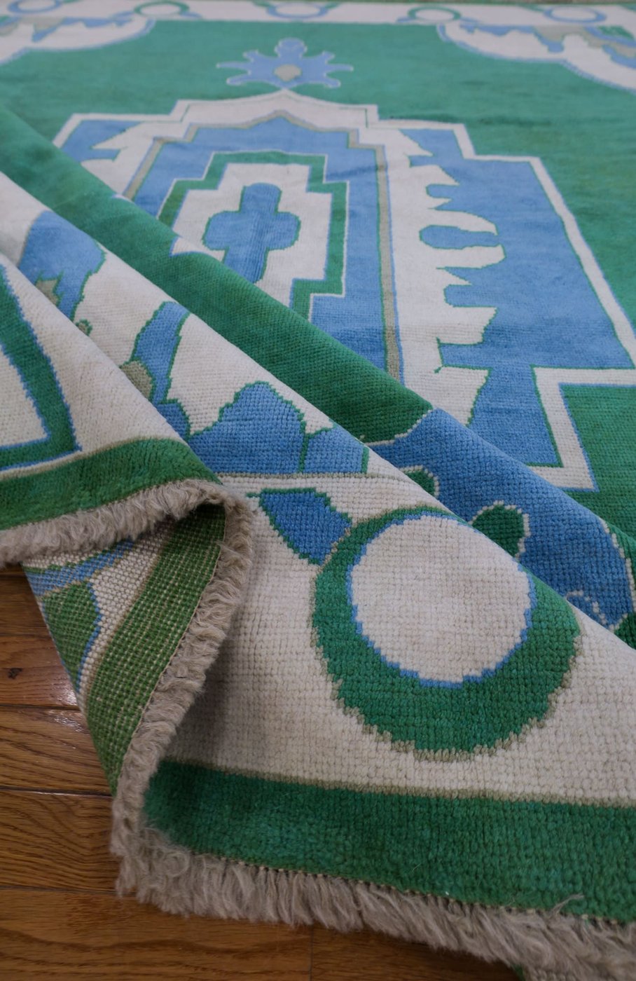 9′ x 11′ Green Fine Hand-Knotted Persian Oushak Rug – Traditional Wool