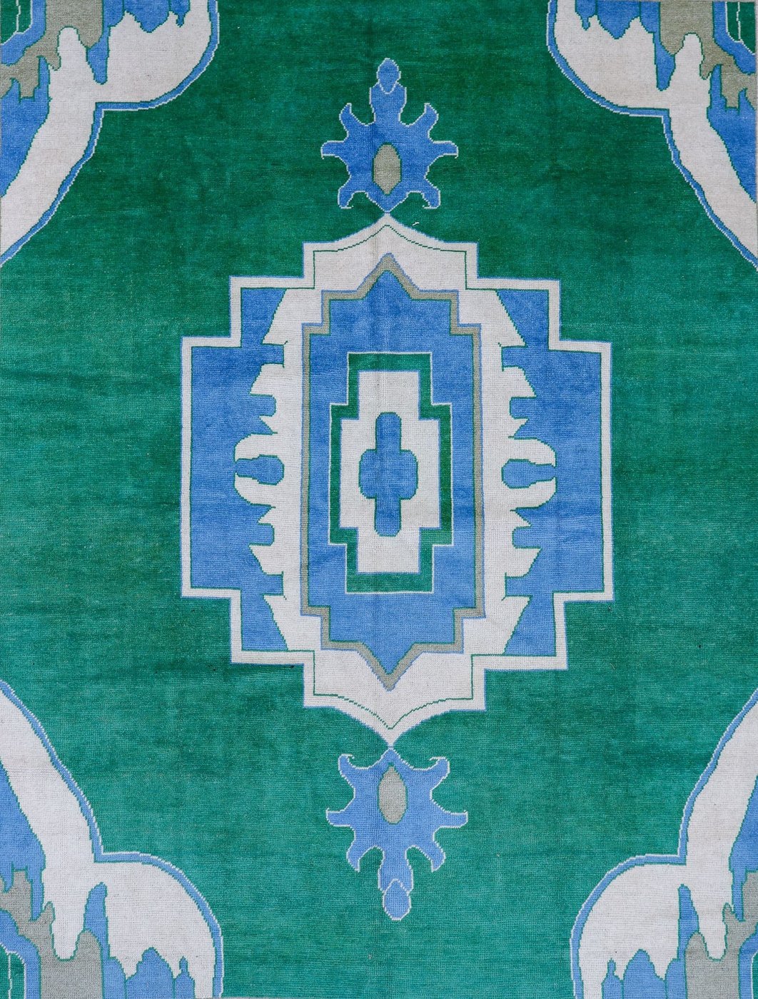 9′ x 11′ Green Fine Hand-Knotted Persian Oushak Rug – Traditional Wool