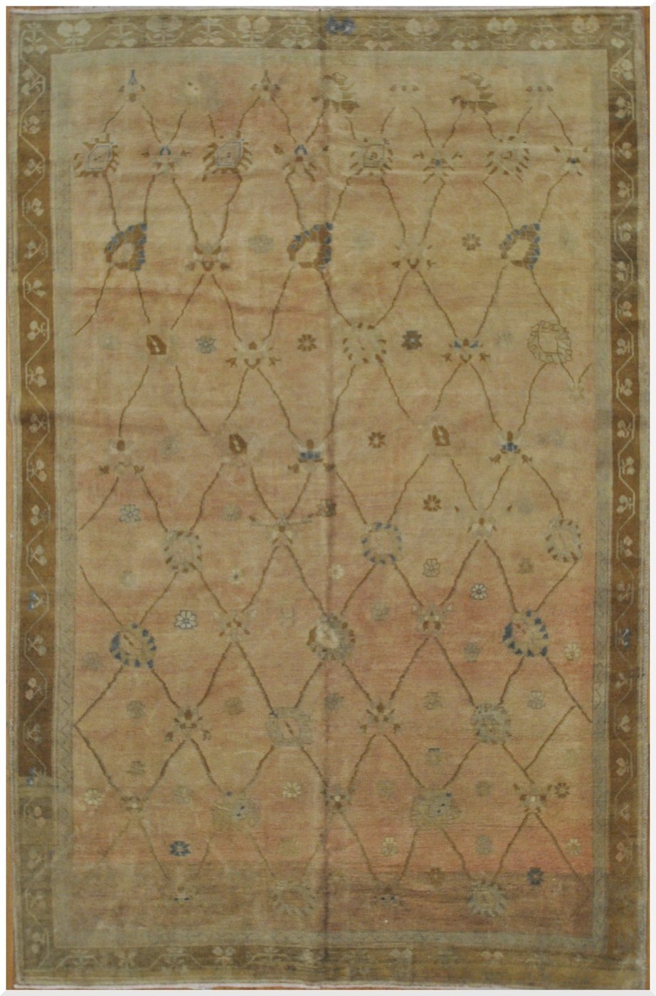 8′ x 12′ Turkish Kars Beige Vintage Rug – Transitional Hand-Knotted Wool 8′ x 12′ Turkish Kars Beige Vintage Rug – Transitional Hand-Knotted Wool