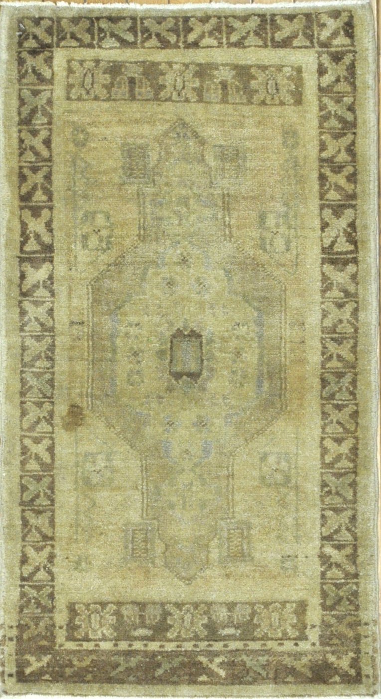 2′ x 3′ Beige Fine Hand-Knotted Turkish Vintage Rug – Transitional Wool