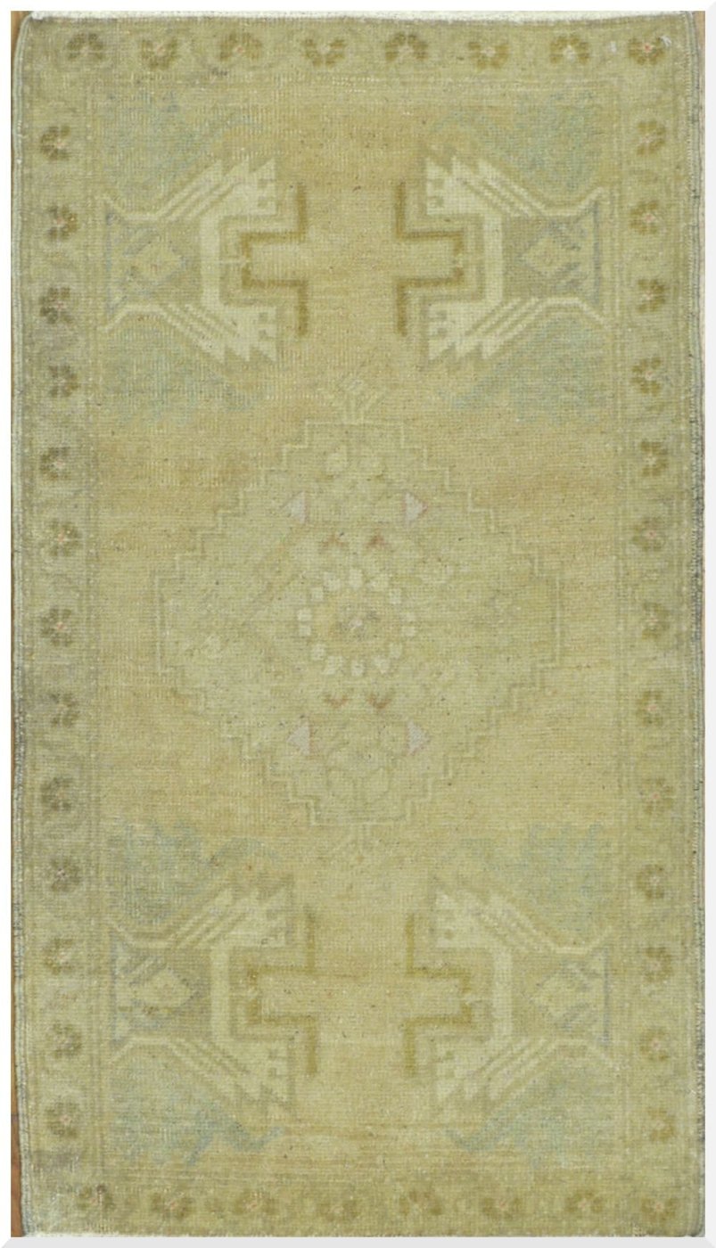 2′ x 3′ Beige Fine Hand-Knotted Turkish Vintage Rug – Transitional Wool