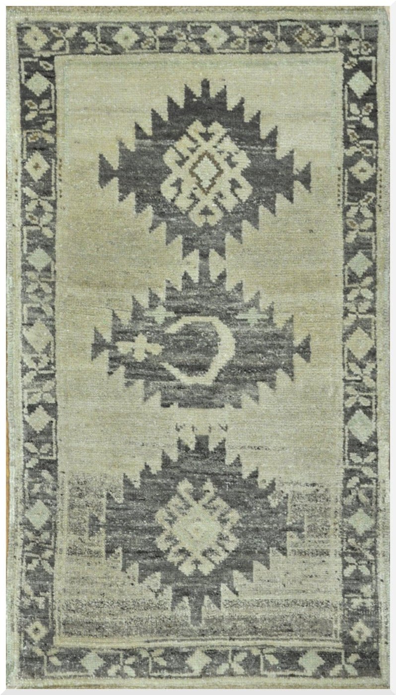 2′ x 3′ Beige Fine Hand-Knotted Turkish Anatolian Rug – Prayer Wool
