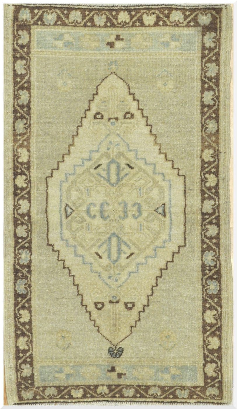 2′ x 3′ Beige Fine Hand-Knotted Turkish Anatolian Rug – Prayer Wool