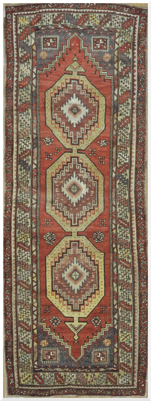 4′ x 10′ Turkish Rust Ivory Medallion Rug – Vintage Hand-Knotted Wool