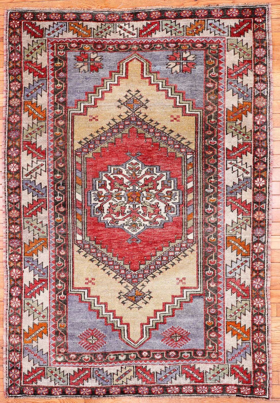 4′ x 6′ Multi Fine Hand-Knotted Turkish Anatolian Rug – Traditional Wool