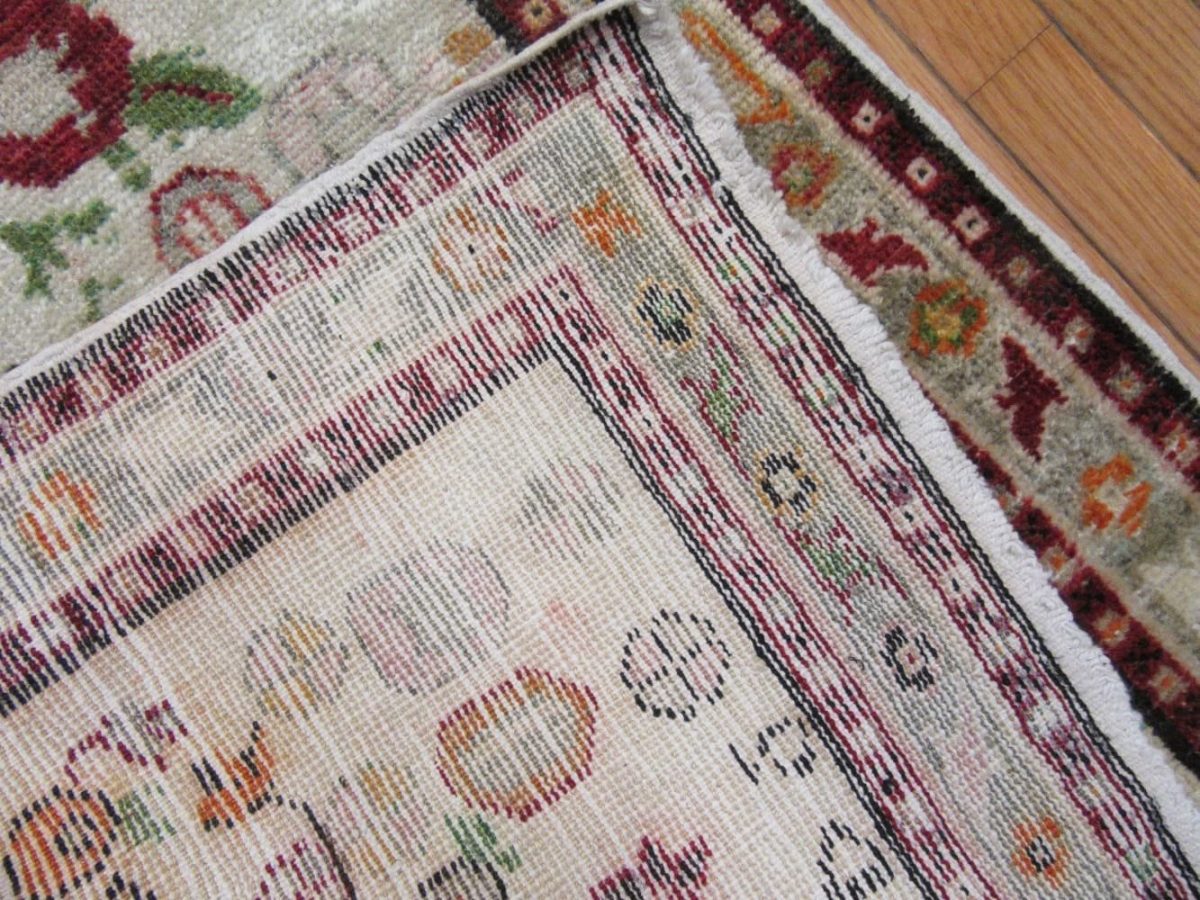 3′ x 10′ Ivory Fine Hand-Knotted Turkish Vintage Rug – Transitional Wool