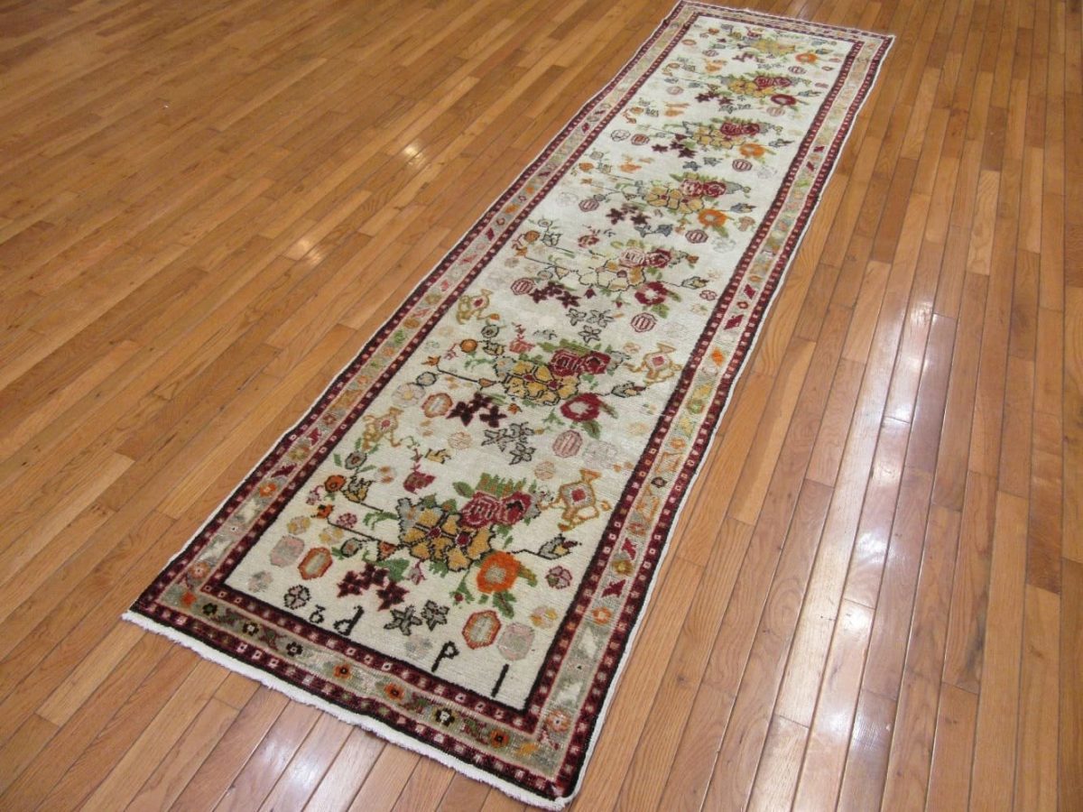 3′ x 10′ Ivory Fine Hand-Knotted Turkish Vintage Rug – Transitional Wool