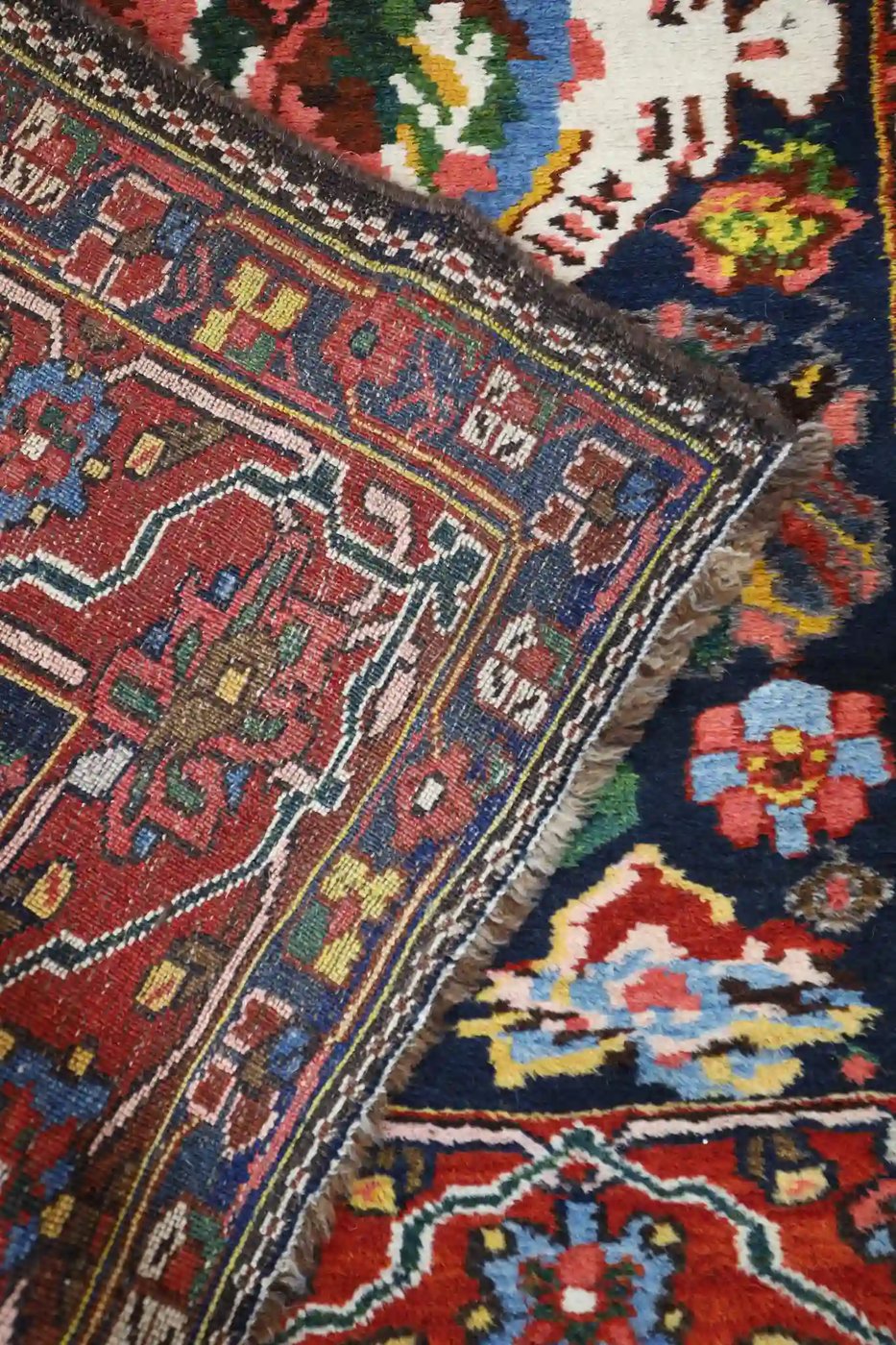 4′ x 14′ Red Fine Hand-Knotted Semi-Antique Persian Bakhtiari Runner – Traditional Wool