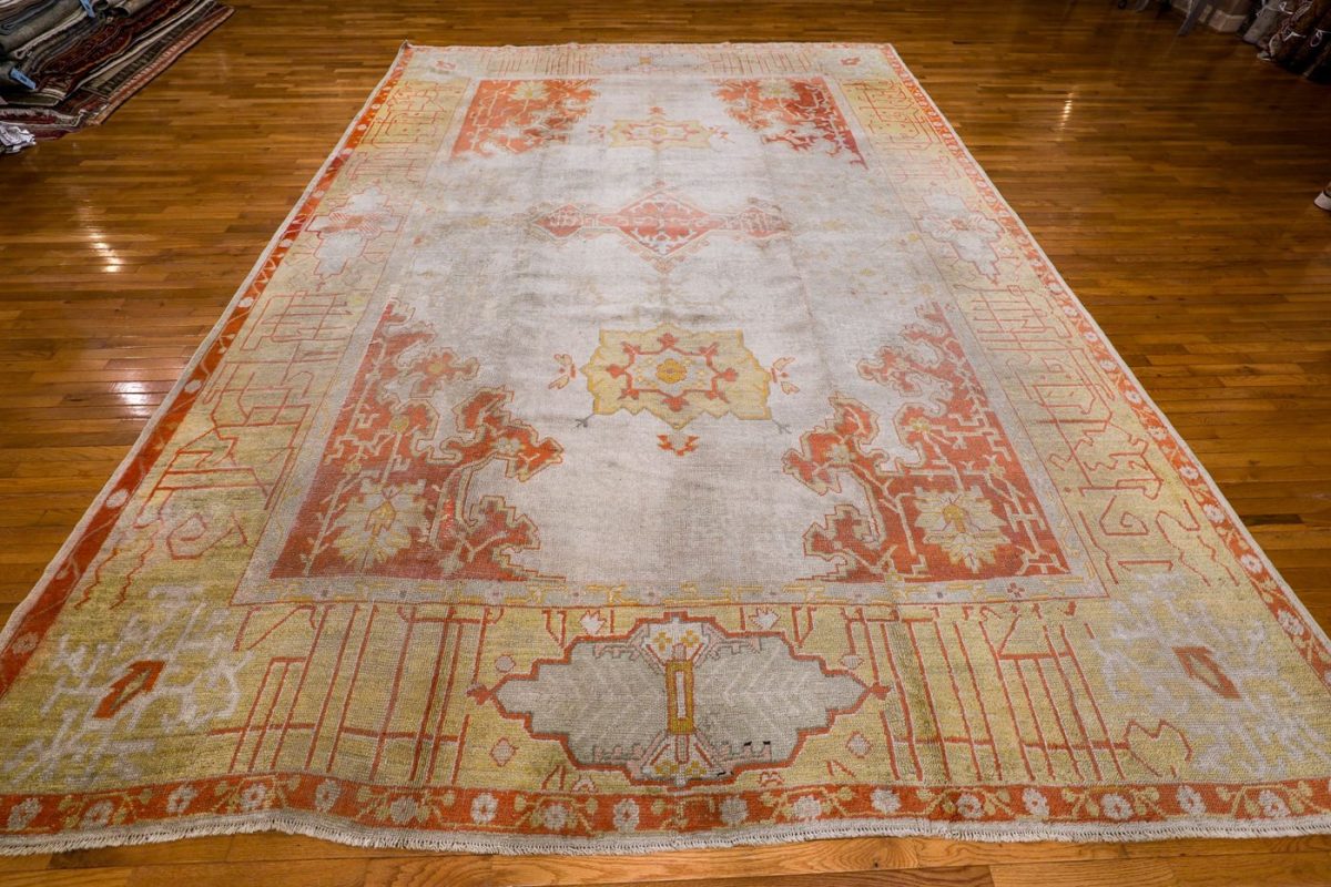 11′ x 15′ Luminous Ivory and Saffron Gold Hand-Knotted Antique Western Anatolian Oushak Carpet – Calligraphic Pseudo-Kufic Border