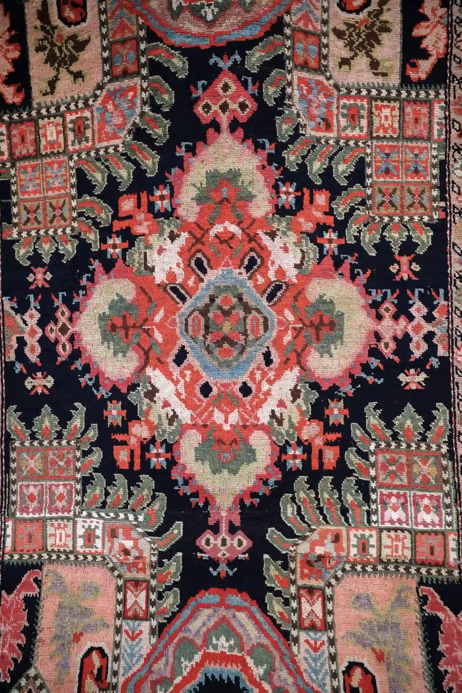 3′ x 19′ Red Fine Hand-Knotted Semi-Antique Caucasian Karabagh Runner – Traditional Wool