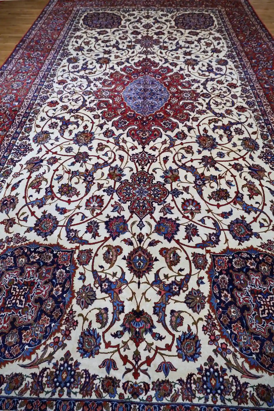 12′ x 20′ Ivory Fine Hand-Knotted Semi Antique Persian Isfahan Rug – Traditional Wool