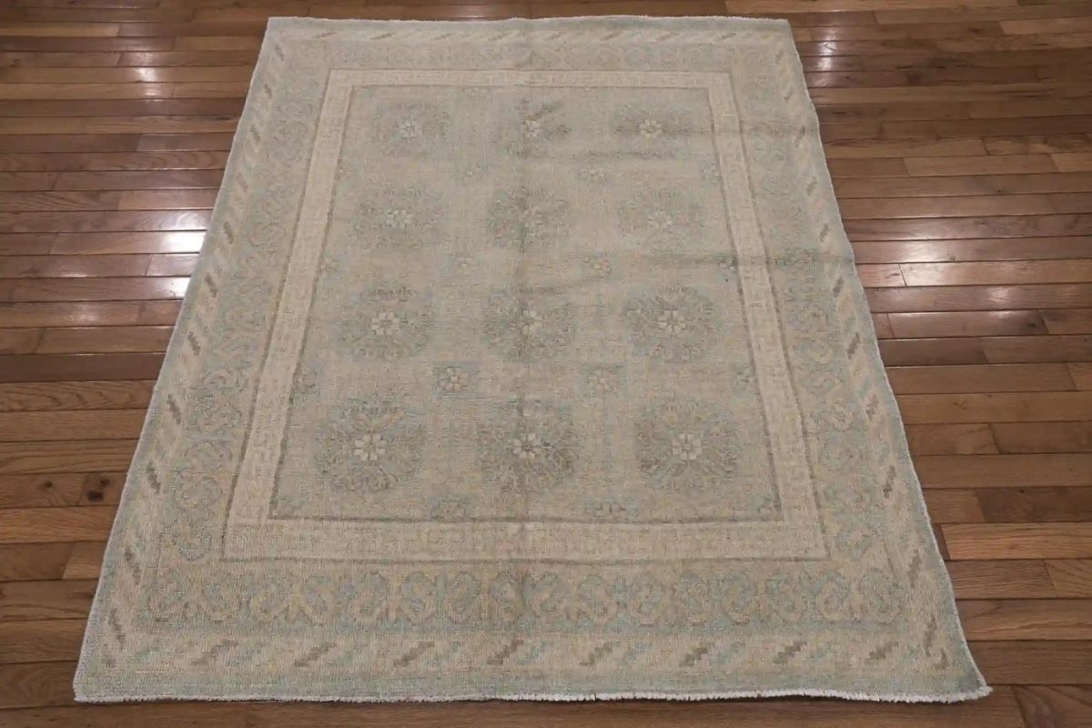 4′ x 5′ Sage Fine Hand-Knotted Pakistan Khotan Rug – Transitional Wool