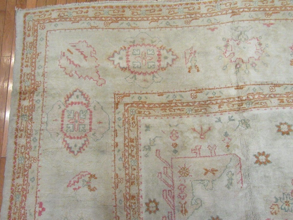 11′ x 18′ Pale Beige Fine Hand-Knotted Turkish Semi Antique Oushak Rug – Transitional Wool