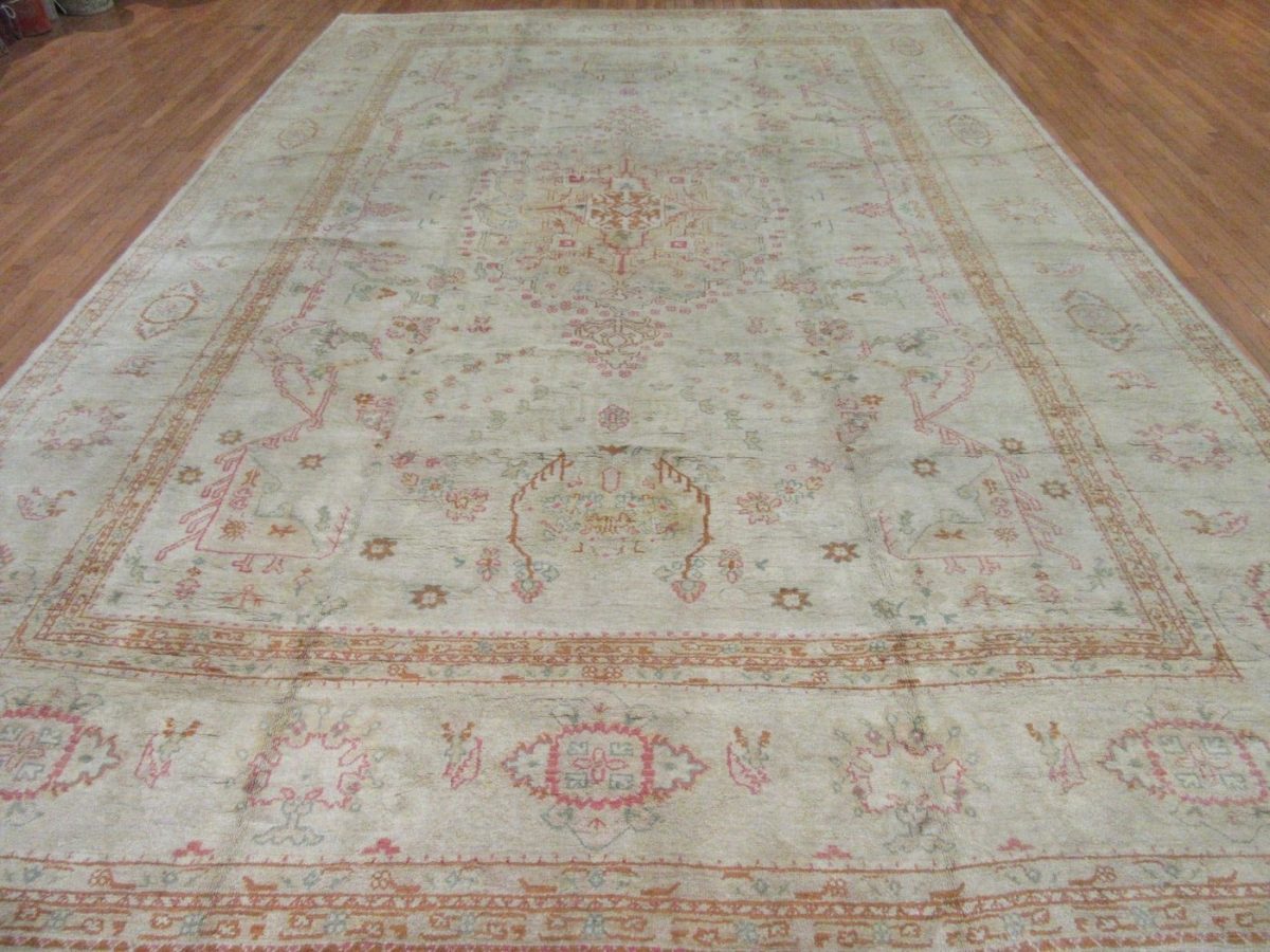 11′ x 18′ Pale Beige Fine Hand-Knotted Turkish Semi Antique Oushak Rug – Transitional Wool
