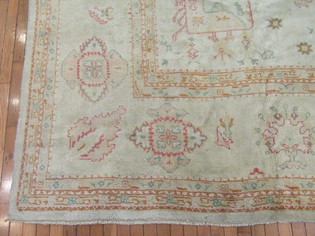 11′ x 18′ Pale Beige Fine Hand-Knotted Turkish Semi Antique Oushak Rug – Transitional Wool