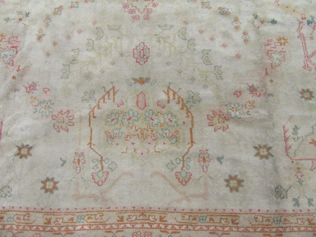 11′ x 18′ Pale Beige Fine Hand-Knotted Turkish Semi Antique Oushak Rug – Transitional Wool