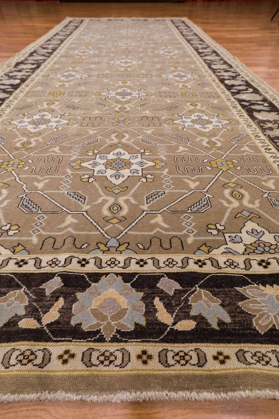 6′ x 15′ Taupe Fine Hand-Knotted Vintage Egyptian Agra Gallery Rug – Traditional Wool