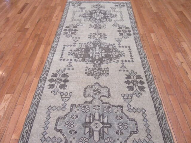 3′ x 10′ Beige Fine Hand-Knotted Turkish Vintage Anatolian Runner – Tribal Wool