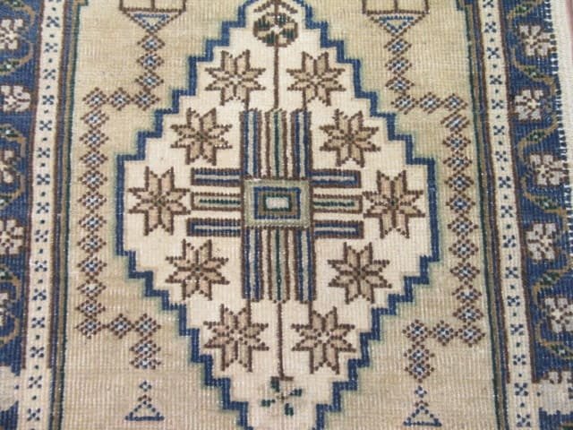 2′ x 3′ Ivory Fine Hand-Knotted Turkish Anatolian Rug – Prayer Wool