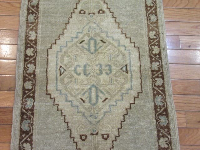 2′ x 3′ Beige Fine Hand-Knotted Turkish Anatolian Rug – Prayer Wool