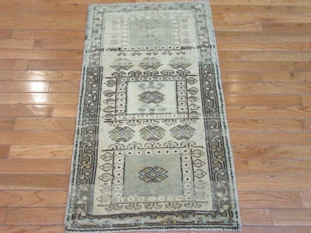 2′ x 3′ Beige Fine Hand-Knotted Turkish Anatolian Rug – Prayer Wool