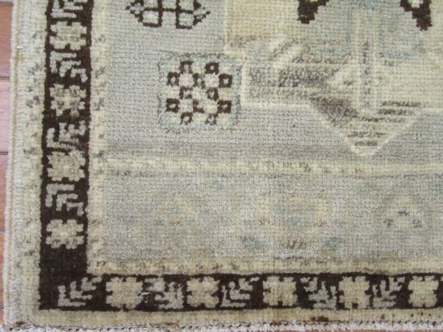 2′ x 3′ Beige Fine Hand-Knotted Turkish Anatolian Rug – Prayer Wool