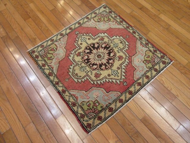 3′ x 3′ Rust Fine Hand-Knotted Turkish Anatolian Rug – Geometric Wool
