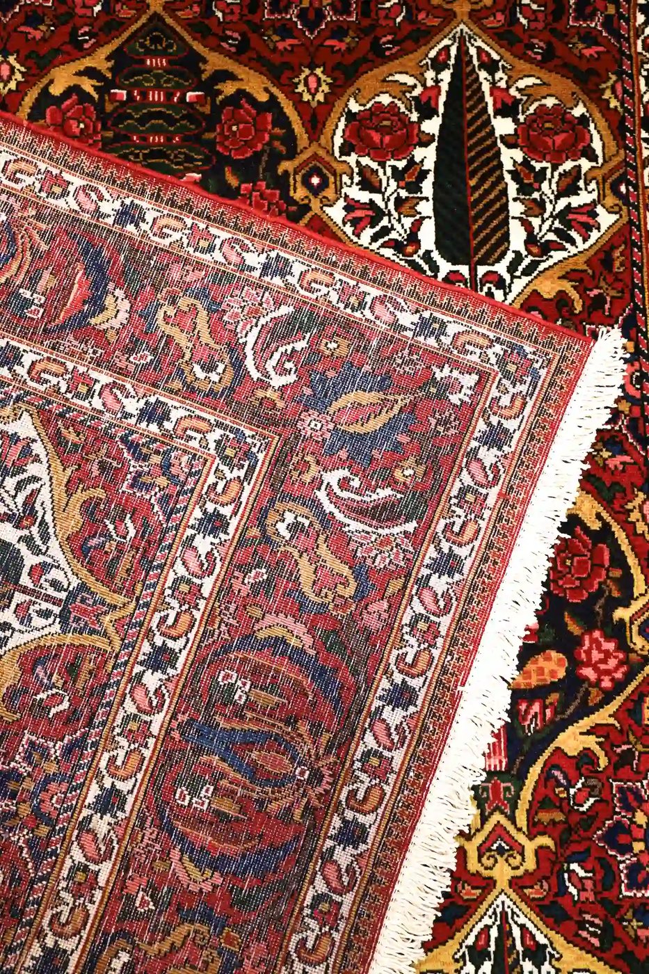 7′ x 10′ Red Fine Hand-Knotted Persian Bakhtiari Rug – Traditional Wool