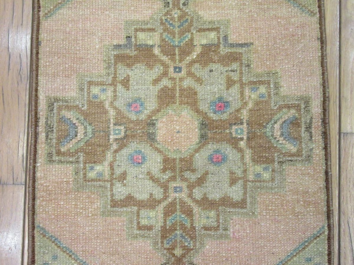 2′ x 3′ Turkish Beige Runner Rug Transitional Wool