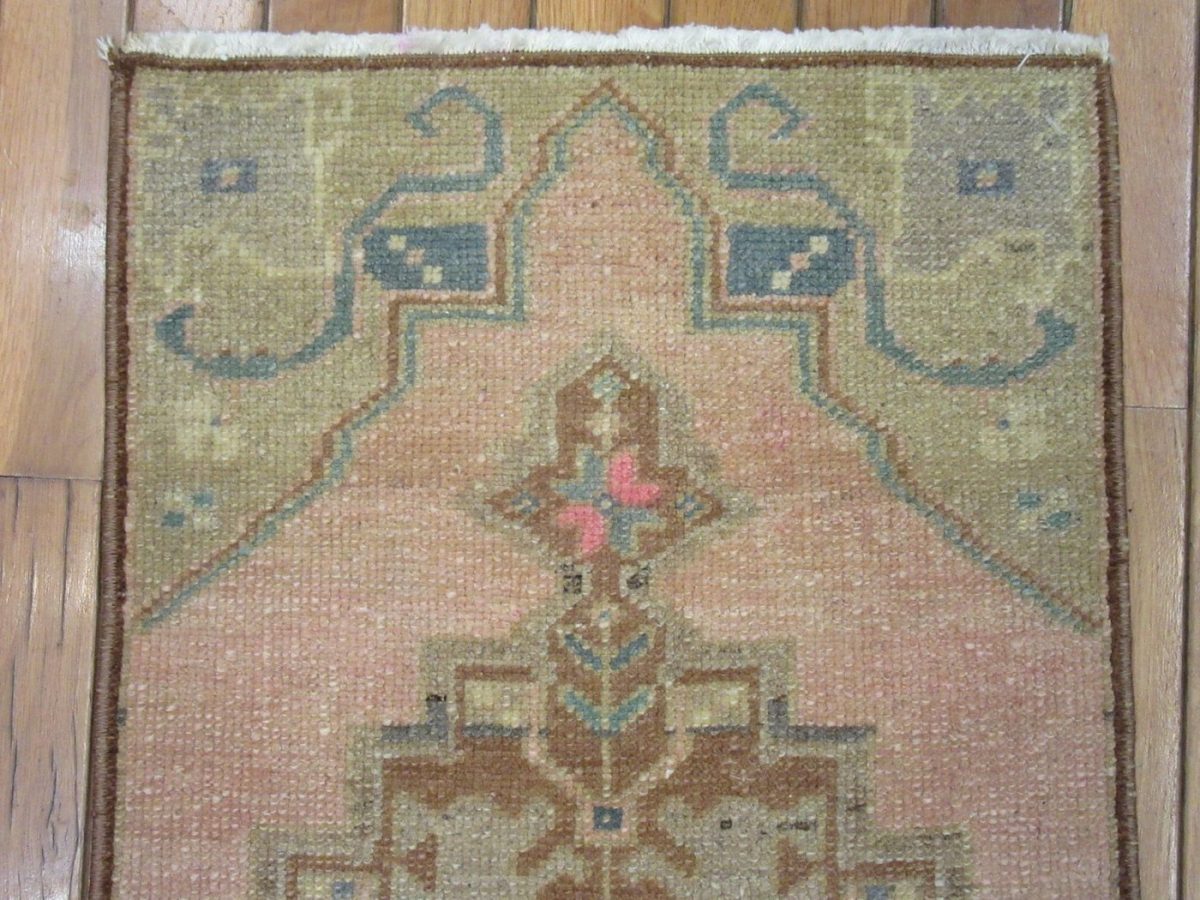 2′ x 3′ Turkish Beige Runner Rug Transitional Wool