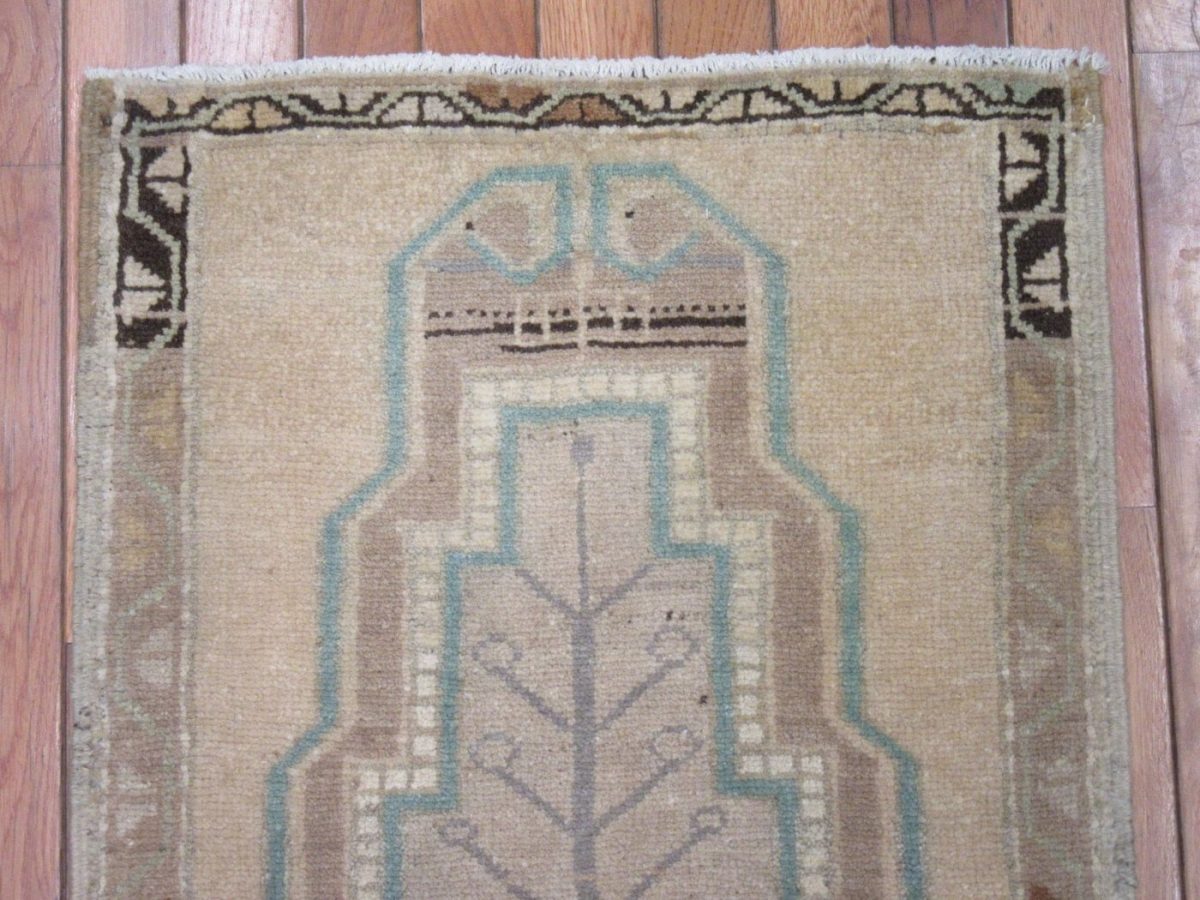 2′ x 4′ Turkish Beige Runner Rug Transitional Wool