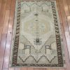 2′ x 3′ Turkish Beige Rug Transitional Wool