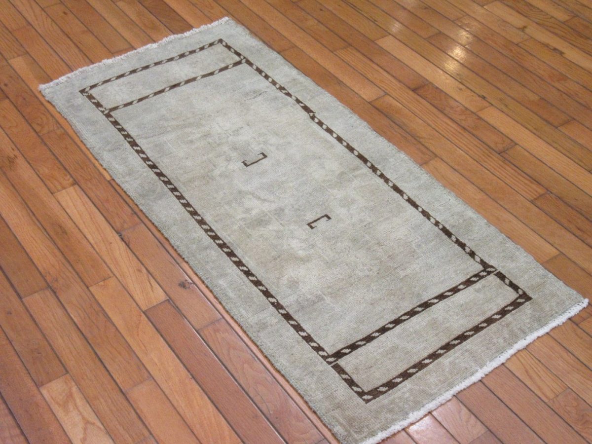 2′ x 4′ Turkish Ivory Runner Rug Transitional Wool