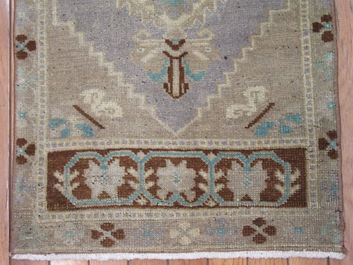 2′ x 4′ Turkish Ivory Runner Rug Transitional Wool