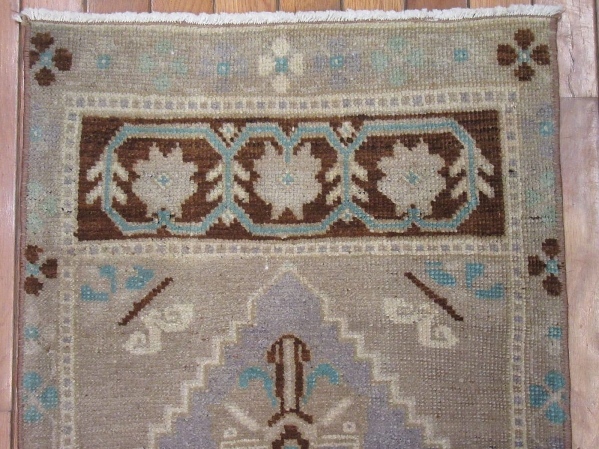 2′ x 4′ Turkish Ivory Runner Rug Transitional Wool