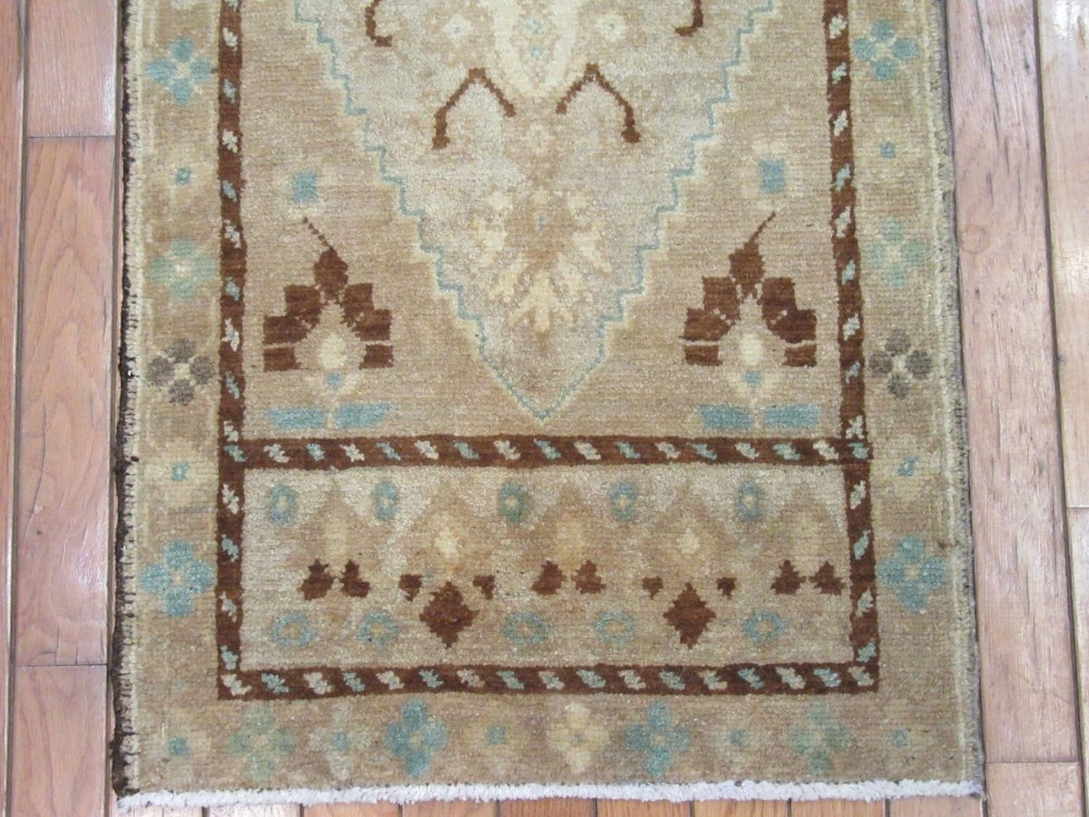 2′ x 4′ Turkish Anatolian Ivory Runner Rug Transitional Wool