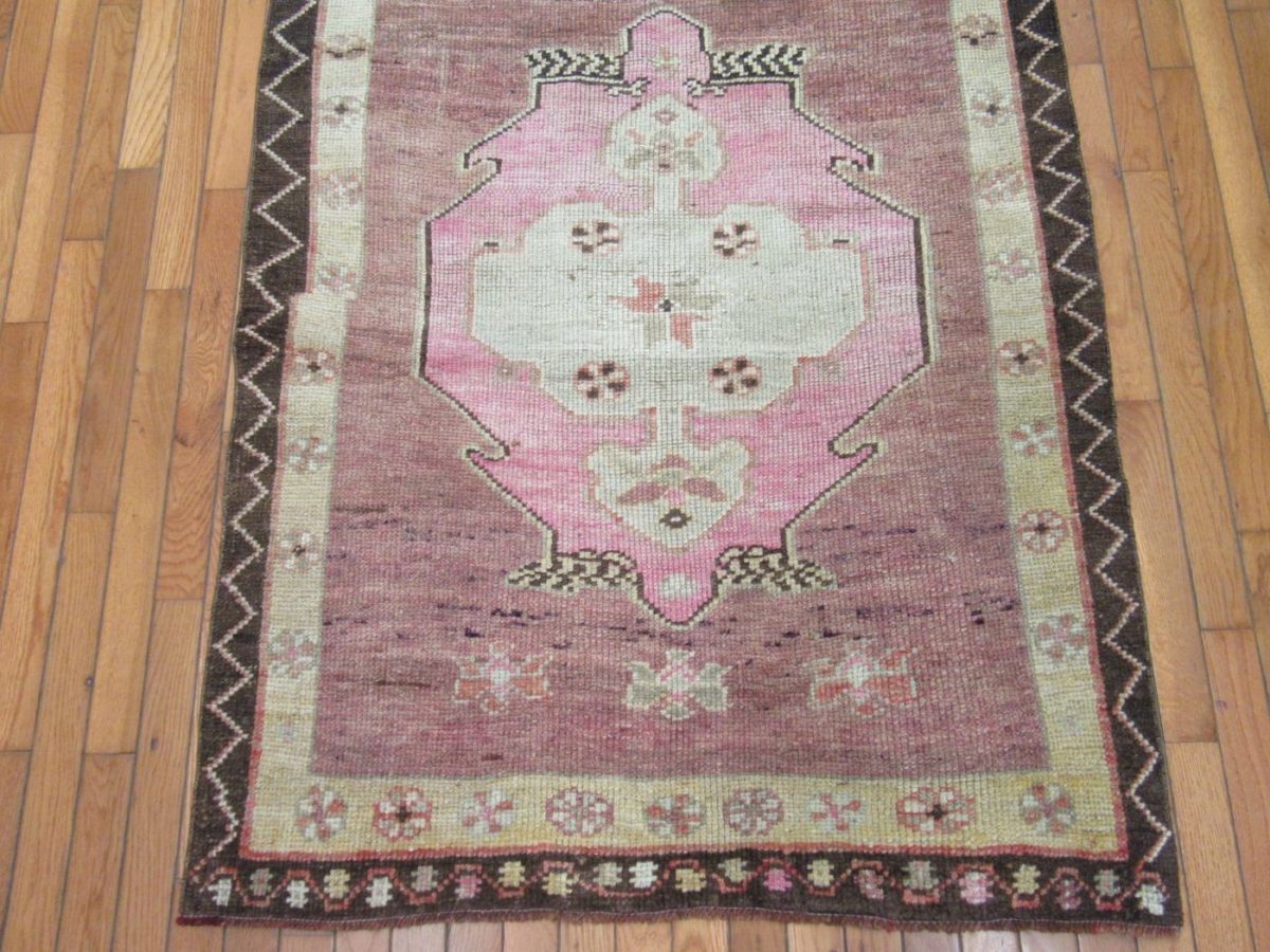 3′ x 11′ Turkey Brown Pink Runner Rug Traditional Wool