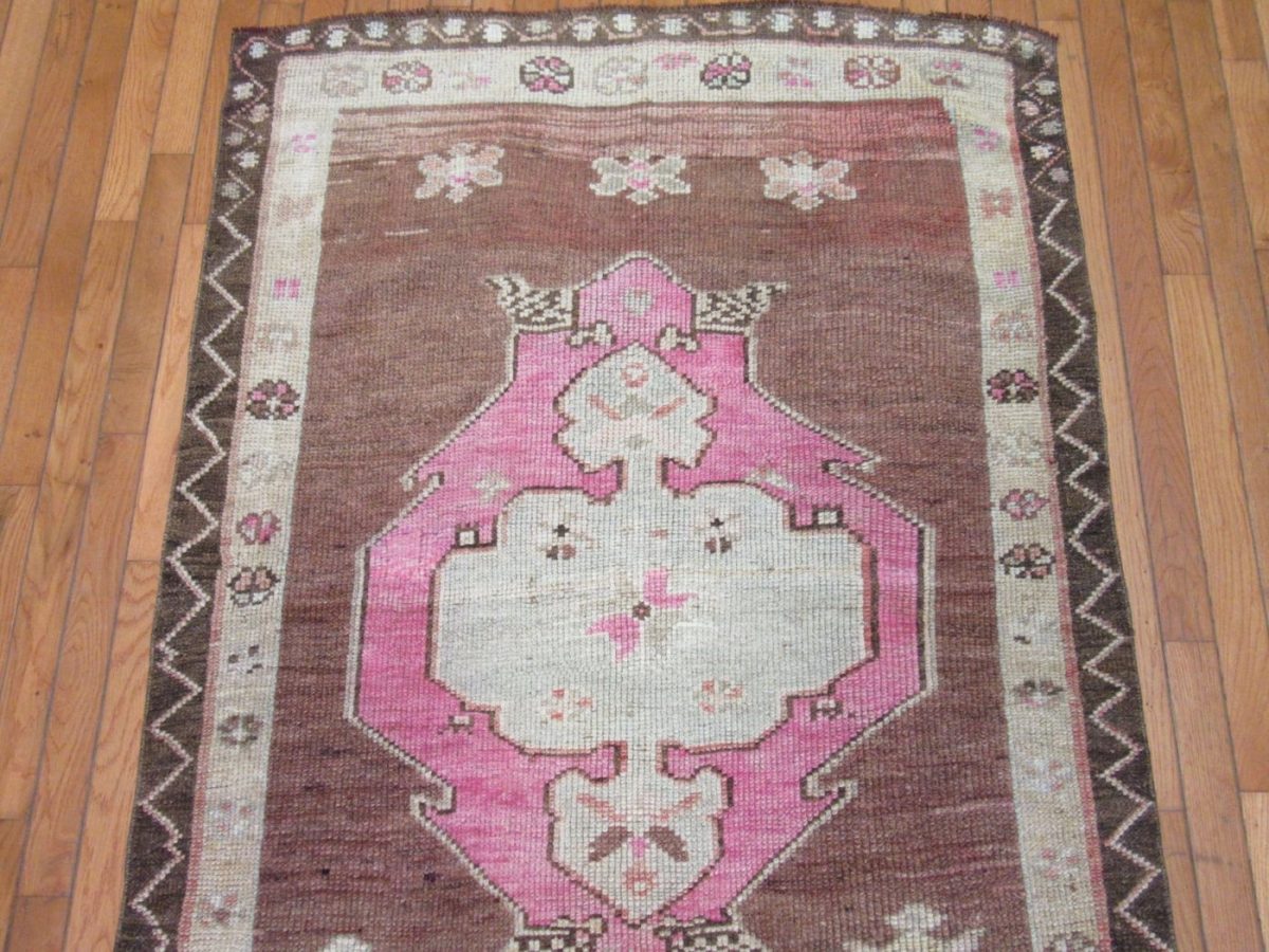 3′ x 11′ Turkey Brown Pink Runner Rug Traditional Wool