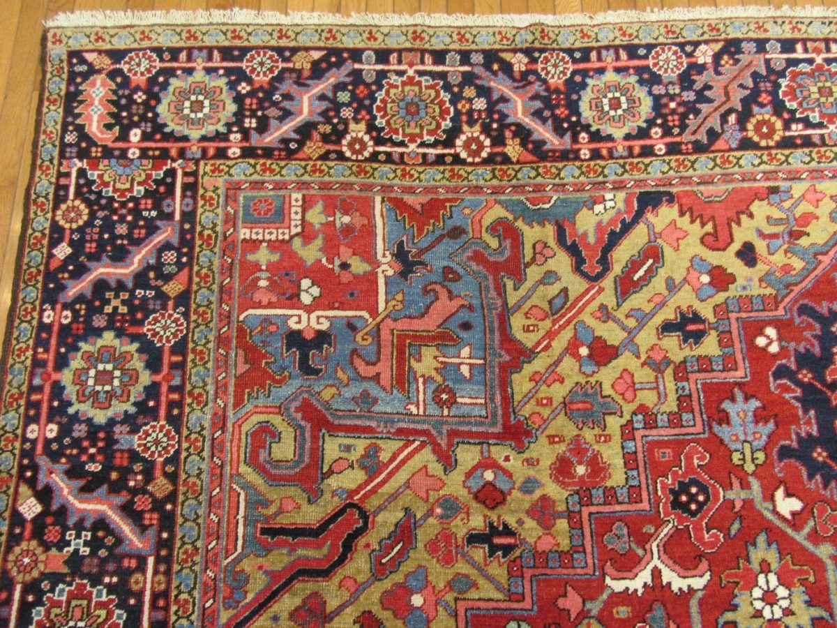 10′ x 13′ Persian Red Heriz Rug Traditional Hand-Knotted Wool