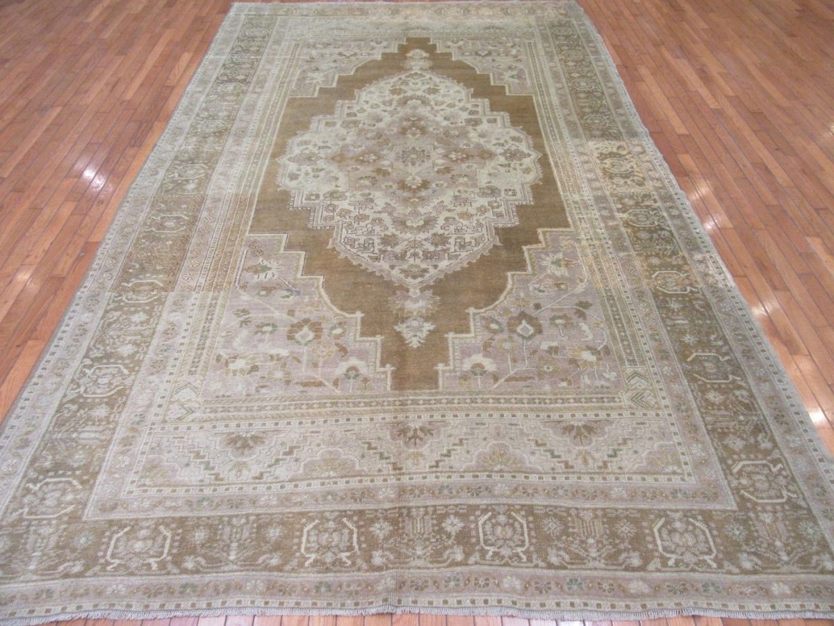 7′ x 12′ Turkish Beige Anatolian Rug – Hand-Knotted Wool