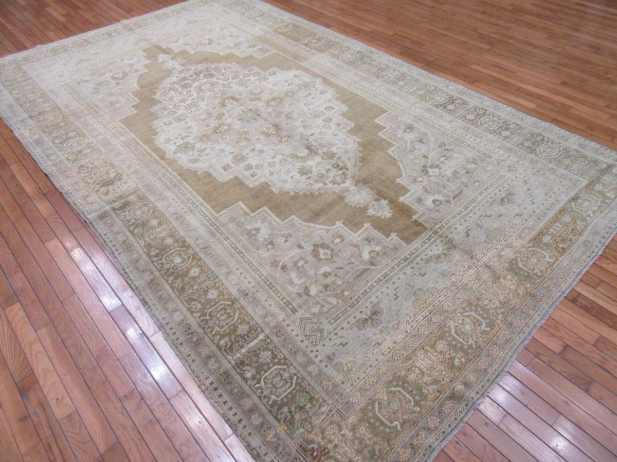 7′ x 12′ Turkish Beige Anatolian Rug – Hand-Knotted Wool