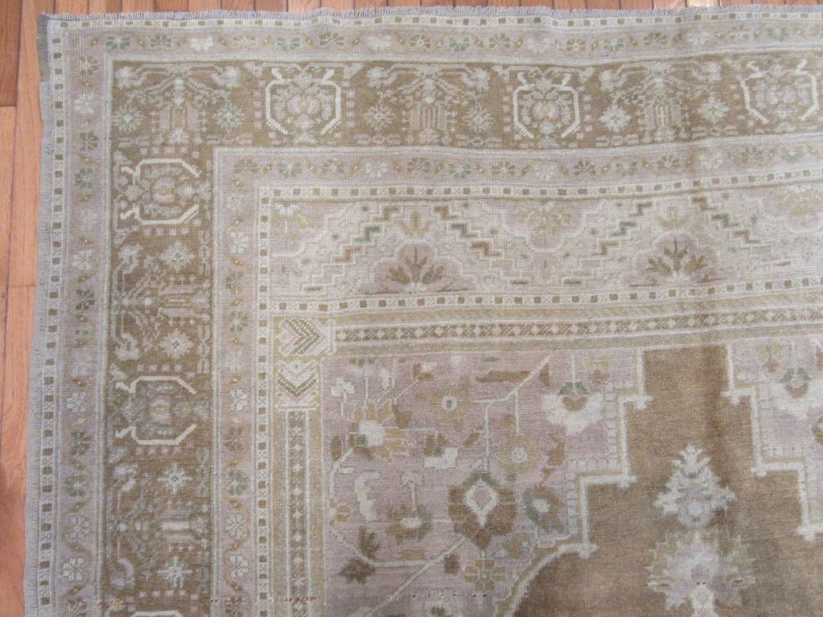 7′ x 12′ Turkish Beige Anatolian Rug – Hand-Knotted Wool