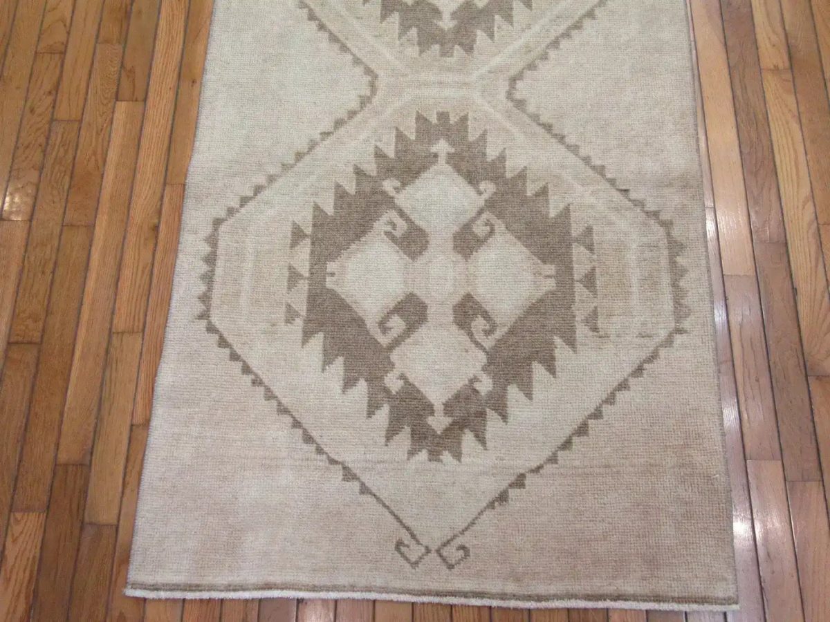3′ x 17′ Turkish Beige Anatolian Runner Rug – Hand-Knotted Wool