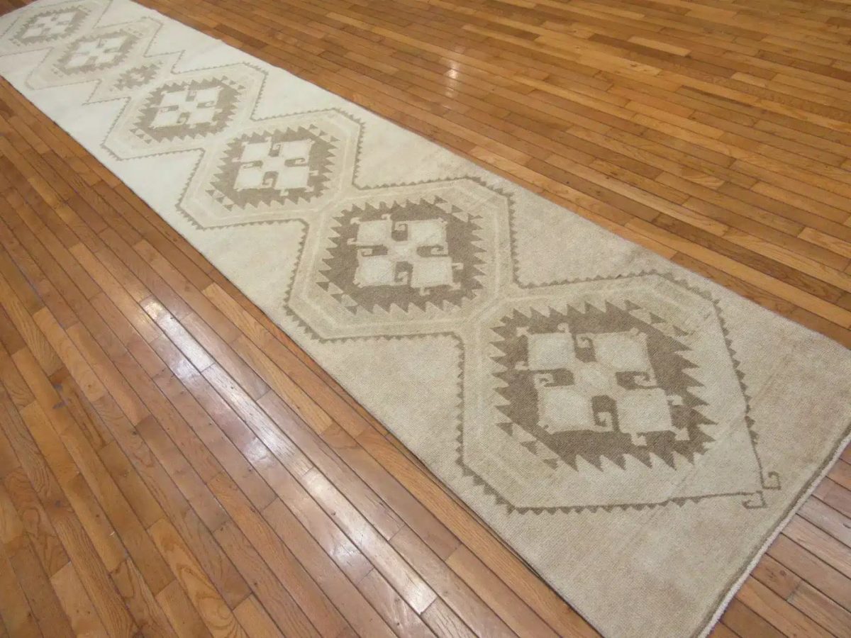 3′ x 17′ Turkish Beige Anatolian Runner Rug – Hand-Knotted Wool