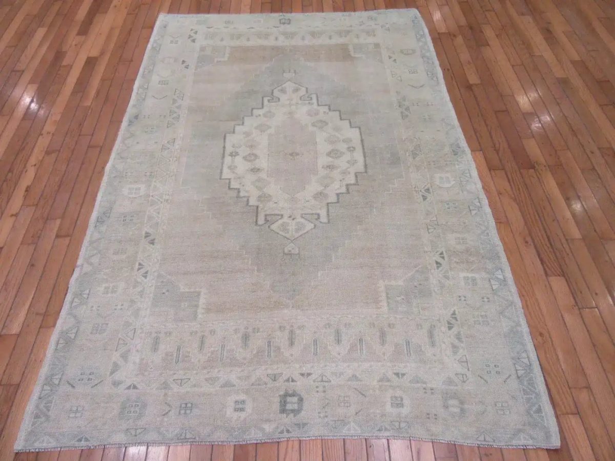 5′ x 7′ Turkish Beige Anatolian Rug Hand-Knotted Wool