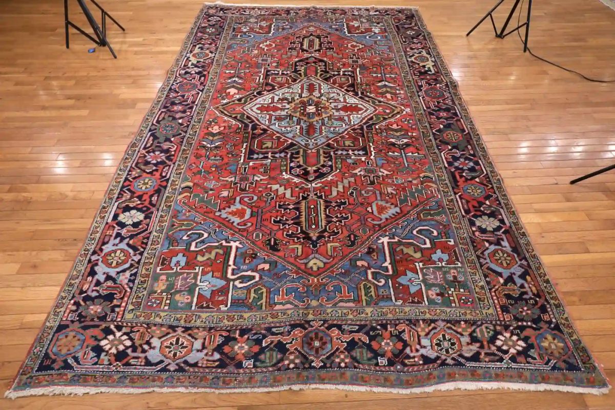 7′ x 11′ Red Fine Hand-Knotted Persian Heriz Rug – Traditional Wool